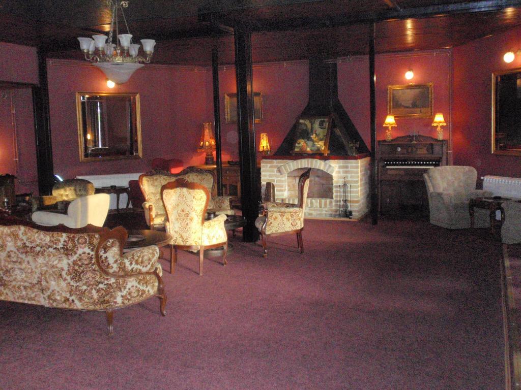 Hostel Otard Belgrado Esterno foto