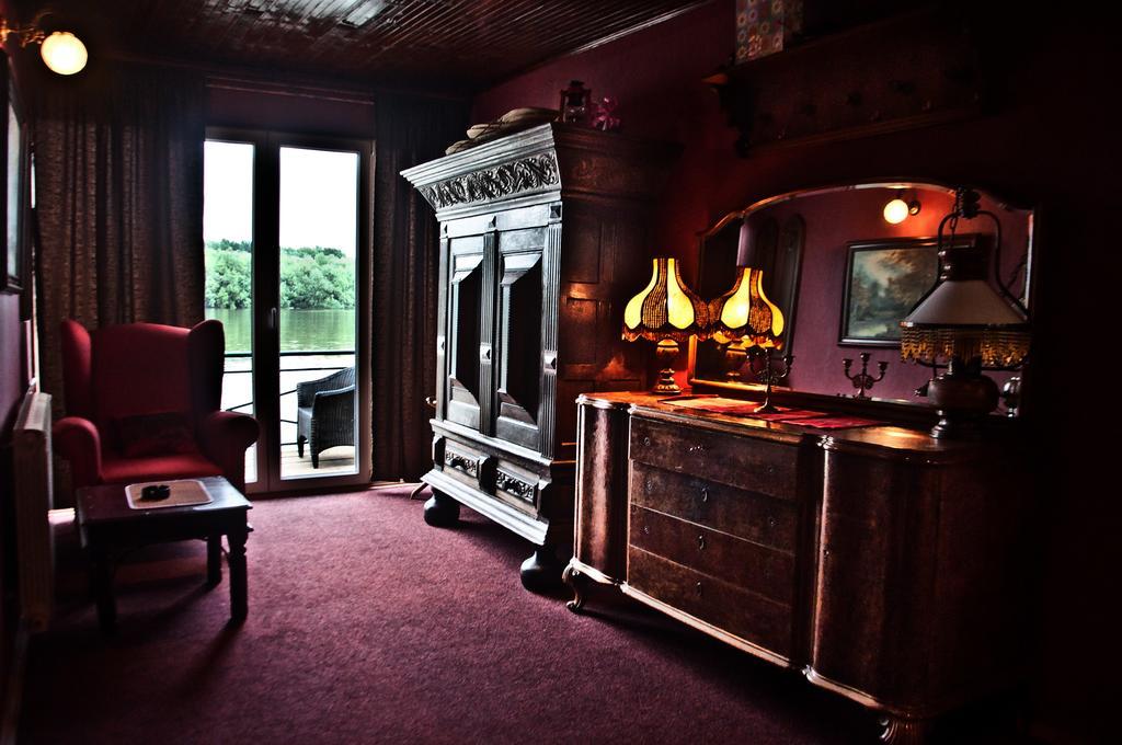Hostel Otard Belgrado Esterno foto